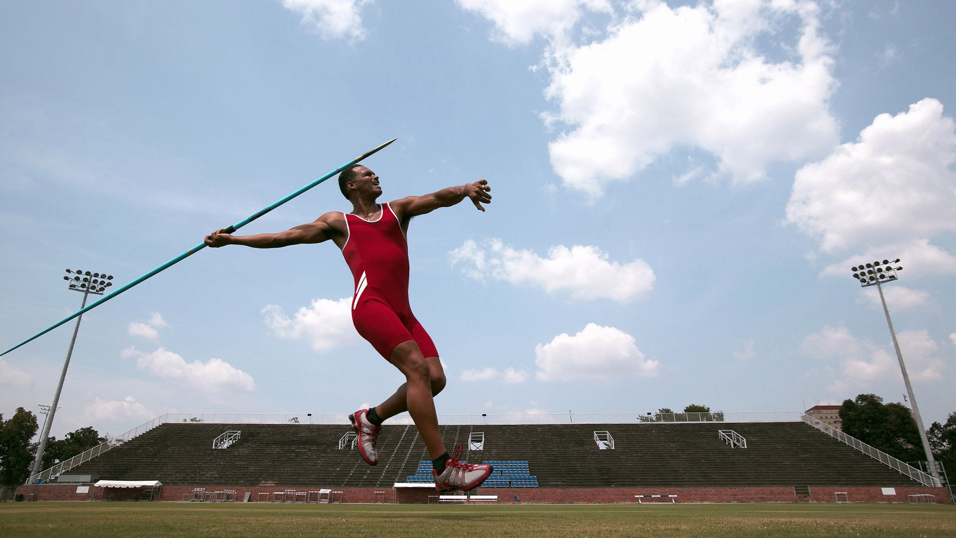 开云·体育官网-哈伦冲线瞬间引爆全场气氛，什么叫哈伦版型